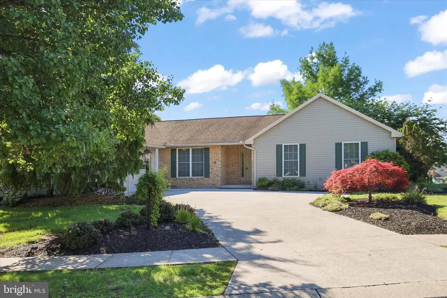 175 Hillside Dr, East Berlin, PA 17316 - #2