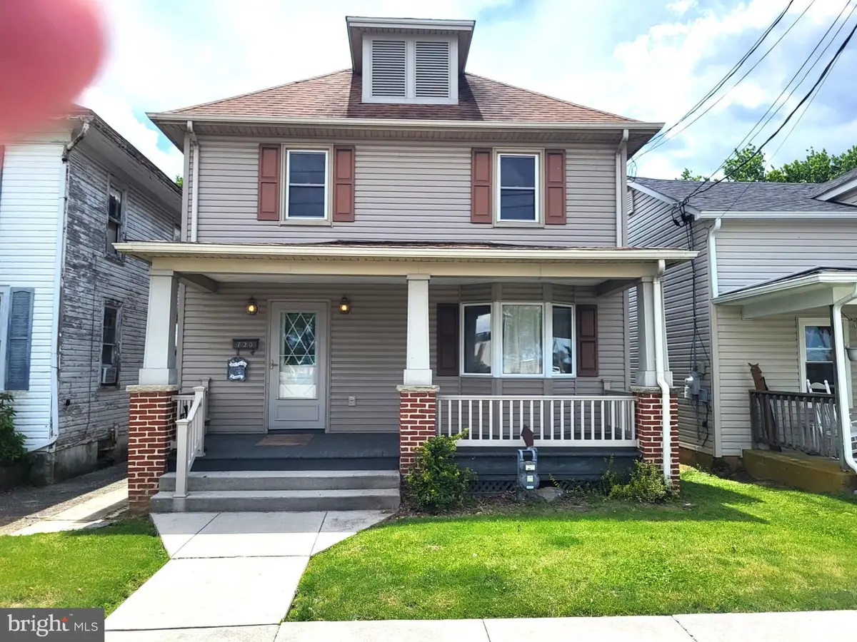 720 Linden Ave, Hanover, PA 17331 - #1