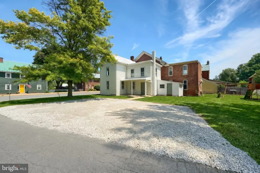 538-540 W King St, East Berlin, PA 17316 - #2