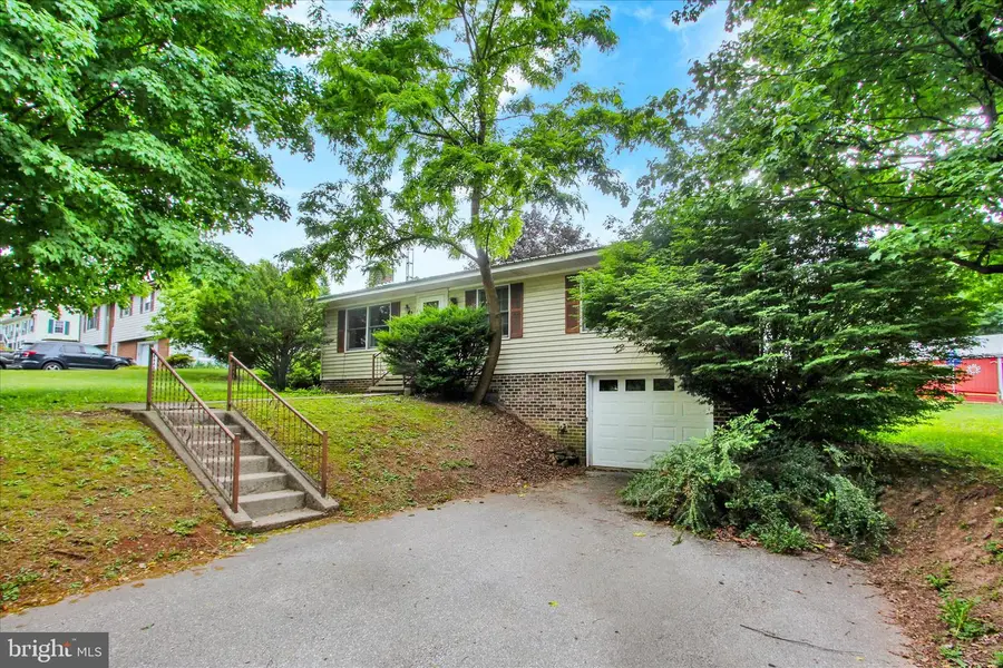 12 Apple Ln, Arendtsville, PA 17303 - #2