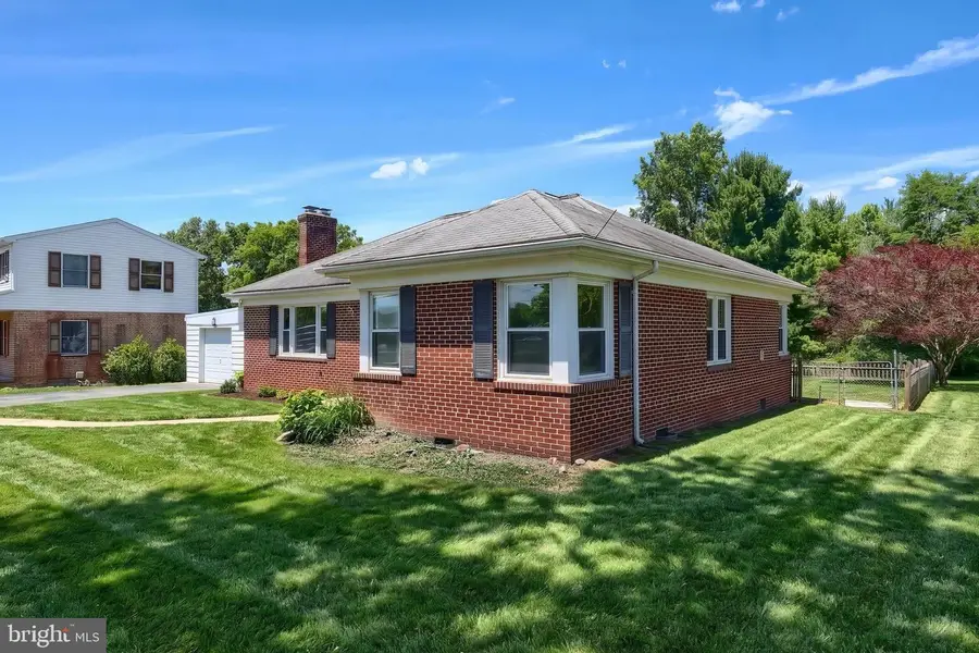 25 E Hanover St, Gettysburg, PA 17325 - #2