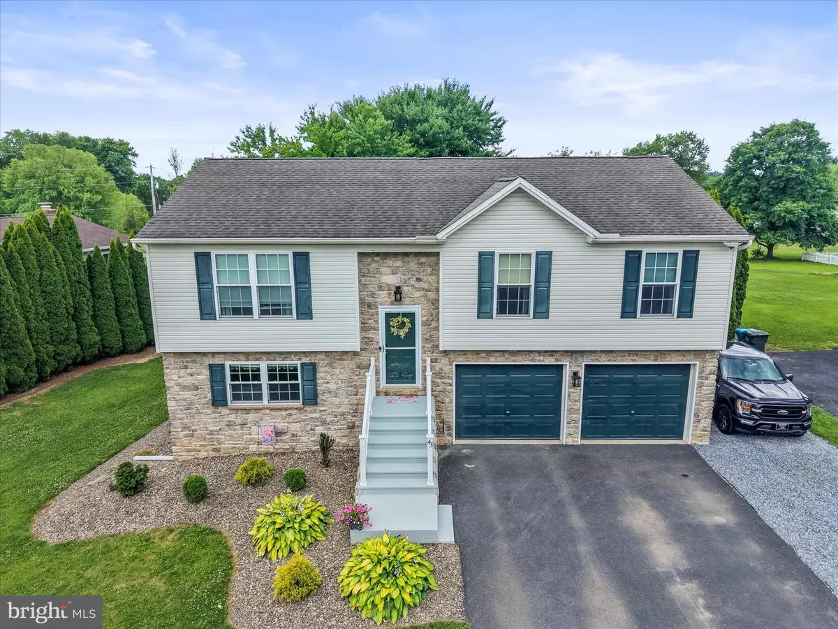 43 Pemberton Dr, East Berlin, PA 17316 - #1