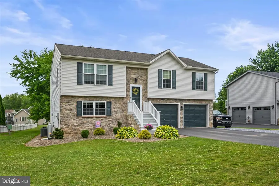 43 Pemberton Dr, East Berlin, PA 17316 - #3