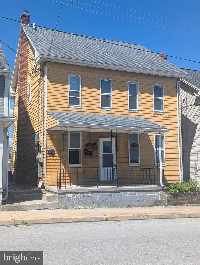 117 & 117a N Oxford Ave, McSherrystown, PA 17344 - #1