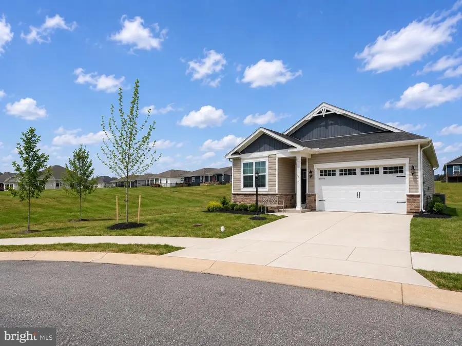 6 Grand Overlook Dr, Gettysburg, PA 17325 - #2