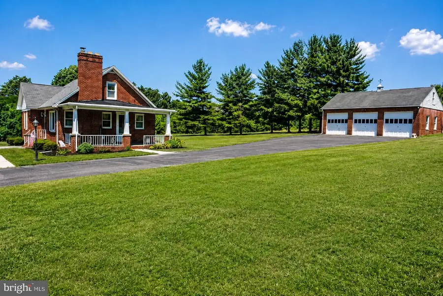 62 W Hanover St, Gettysburg, PA 17325 - #2