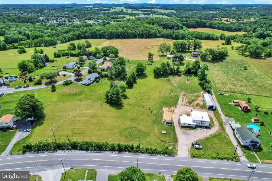 1090 Frederick Pike, Littlestown, PA 17340 - #2