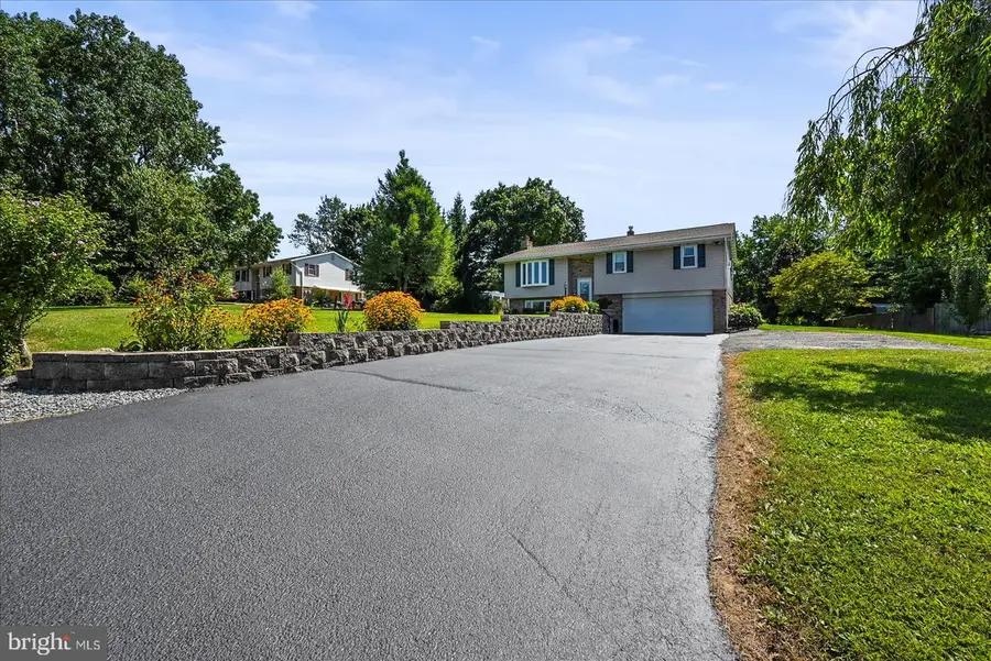 253 Kindig Rd, Littlestown, PA 17340 - #3
