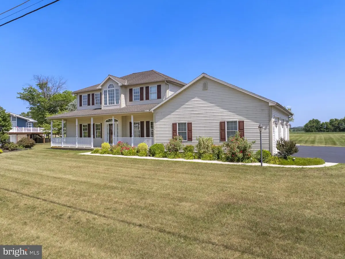 690 Grant Dr, Gettysburg, PA 17325 - #1