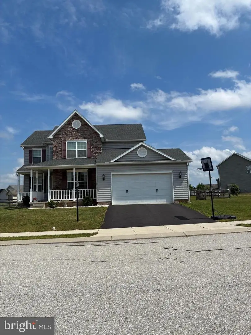 224 Friendly Dr, Hanover, PA 17331 - #1
