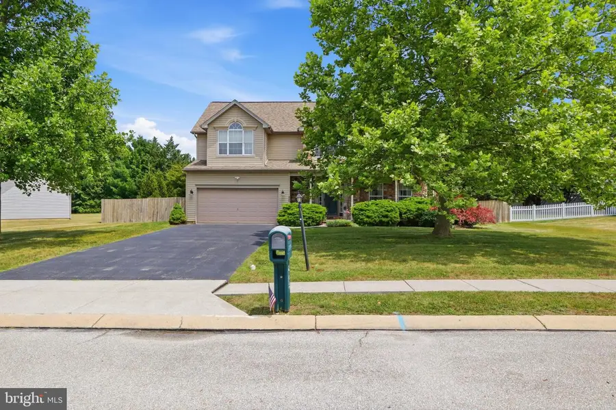 235 N Allwood Dr, Hanover, PA 17331 - #3