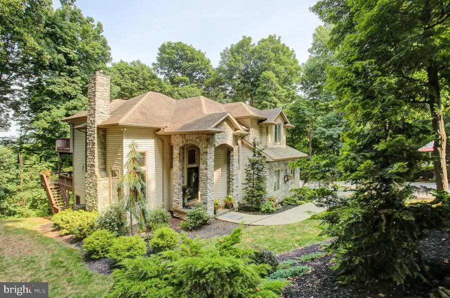 4 Skyline Trl, Fairfield, PA 17320 - #3