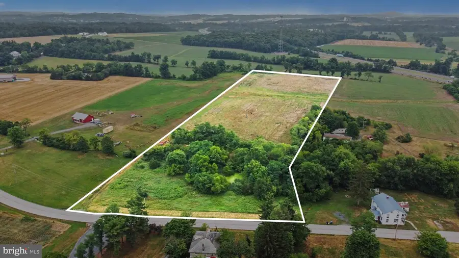 80 Woodside Rd, Gettysburg, PA 17325 - #2