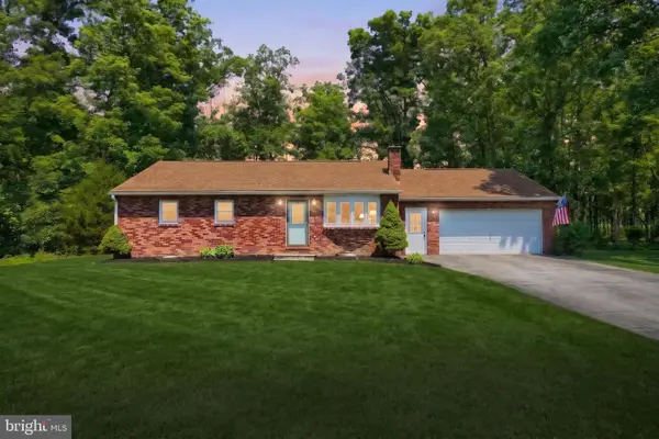 10 Bair Rd, NEW OXFORD, PA 17350