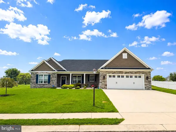15 Onyx Rd, NEW OXFORD, PA 17350