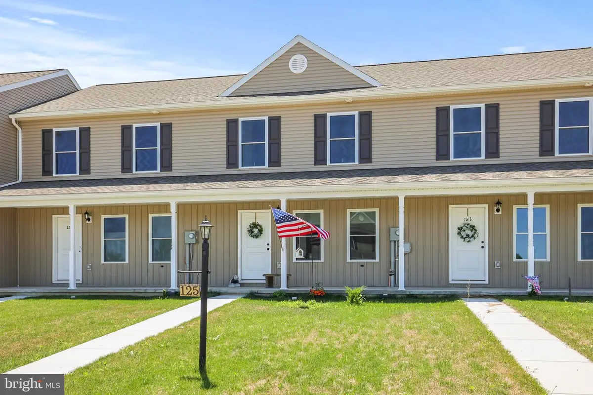 125 Homestead Dr, Gettysburg, PA 17325 - #1