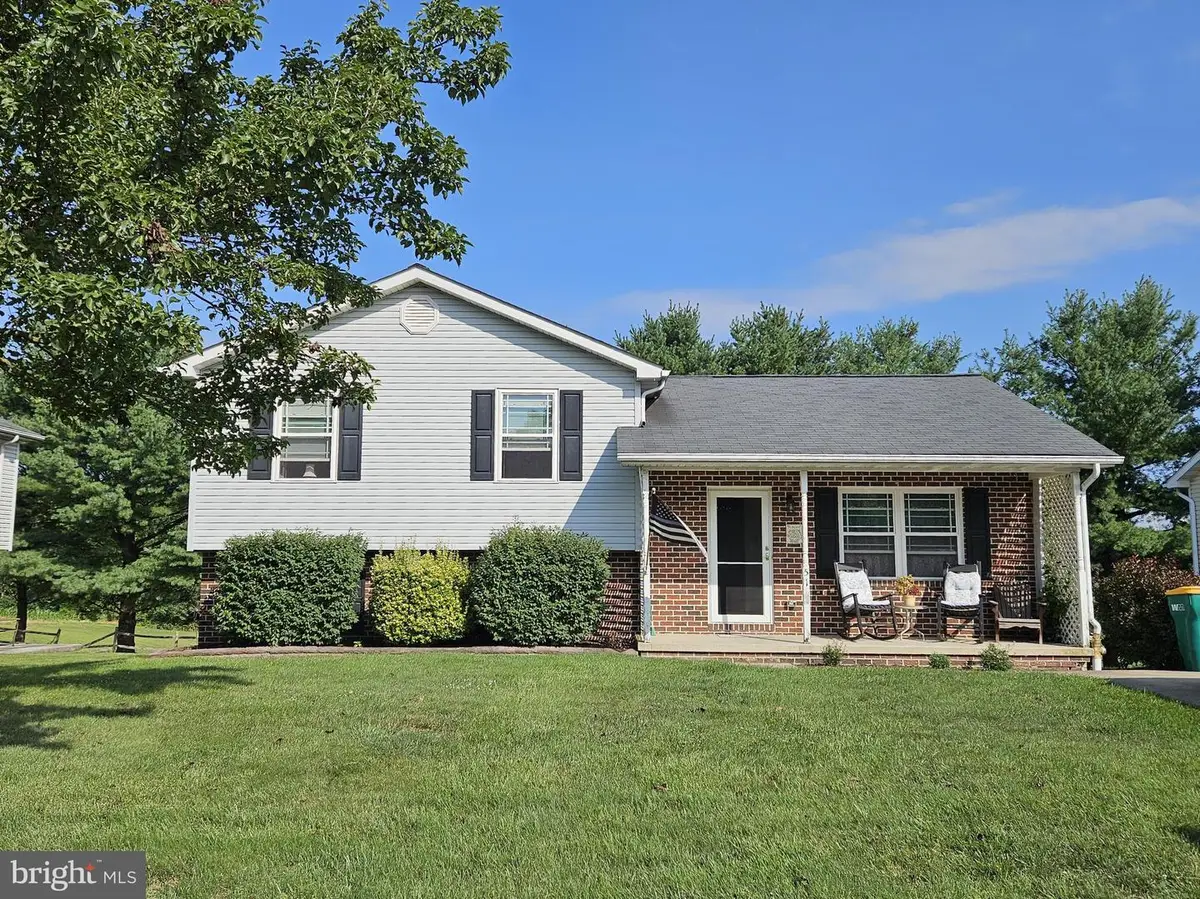 51 Mason Dixon Dr, Littlestown, PA 17340 - #1