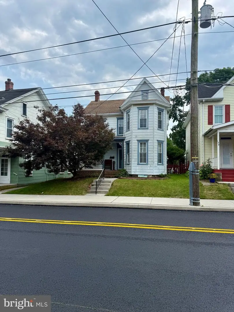 155 E Middle St, Gettysburg, PA 17325 - #2