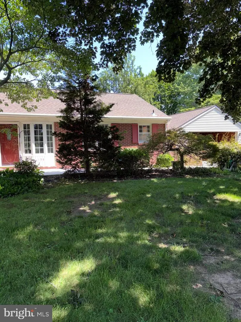155 Old Mill Rd, Gettysburg, PA 17325 - #1
