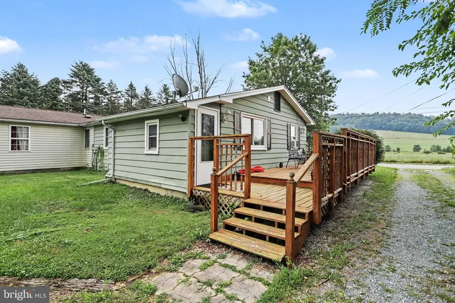 120 Water St, Fairfield, PA 17320 - #2