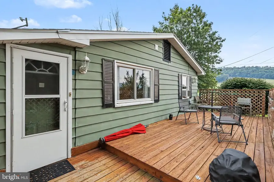 120 Water St, Fairfield, PA 17320 - #3