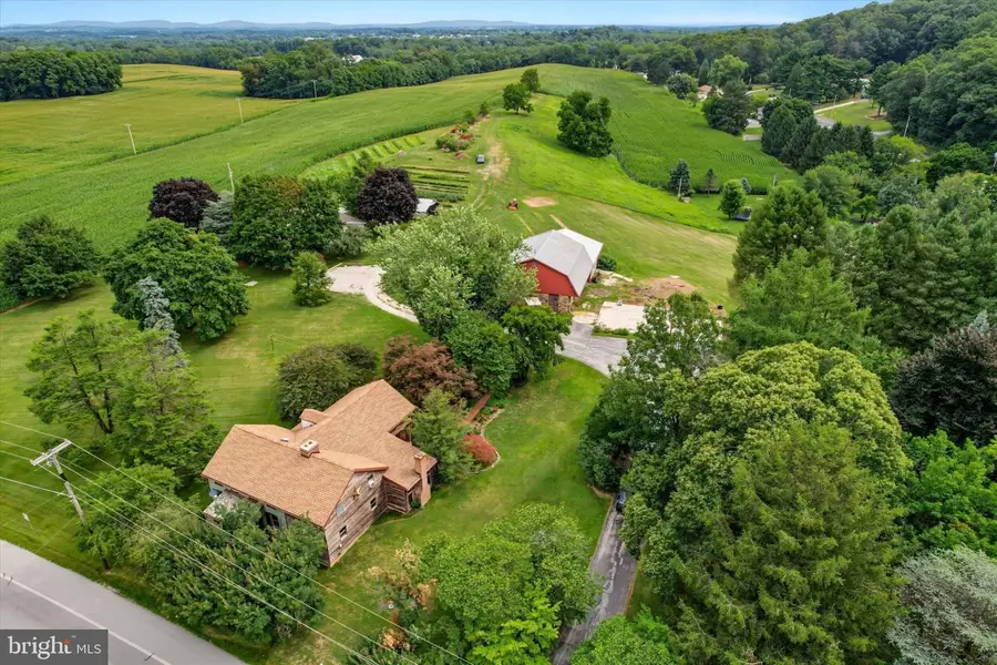 2619 Carlisle Pike, New Oxford, PA 17350 - #2