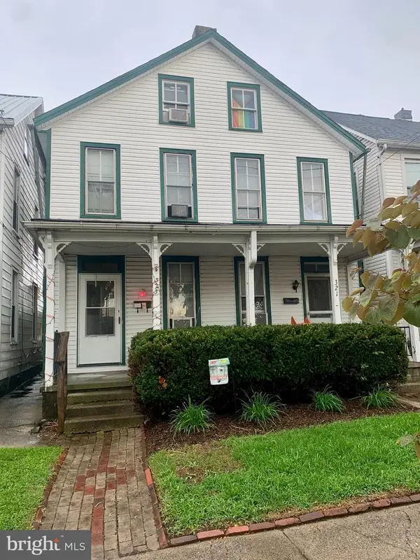 321 E York St, GETTYSBURG, PA 17325