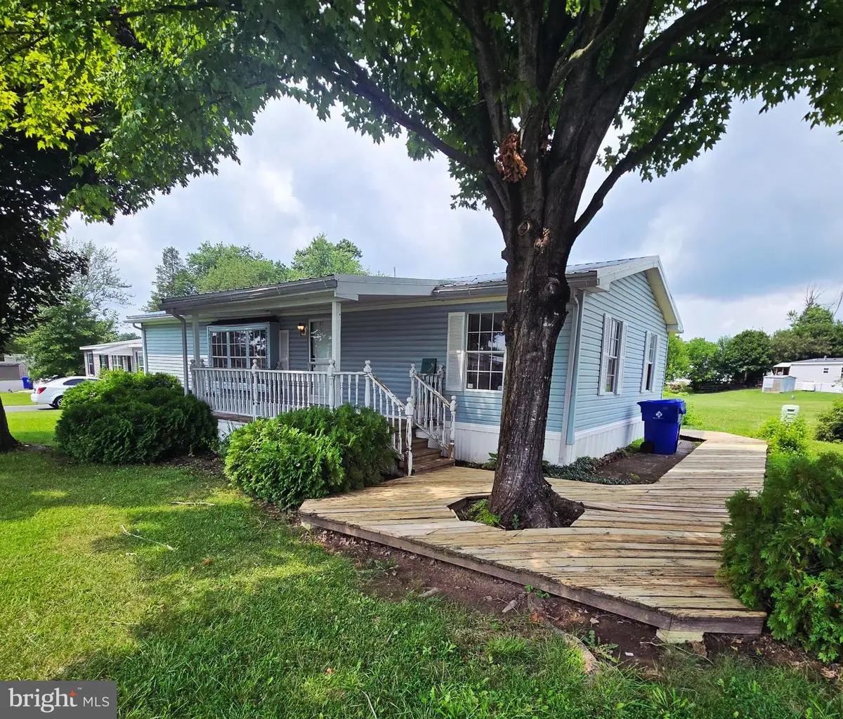 8 Heth St, Gettysburg, PA 17325 - #1