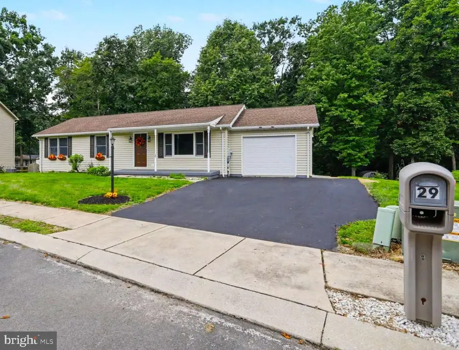 29 Chinkapin Dr, New Oxford, PA 17350 - #3