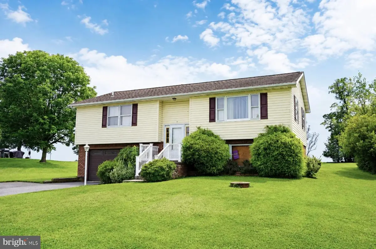 533 Grant Dr, Gettysburg, PA 17325 - #1