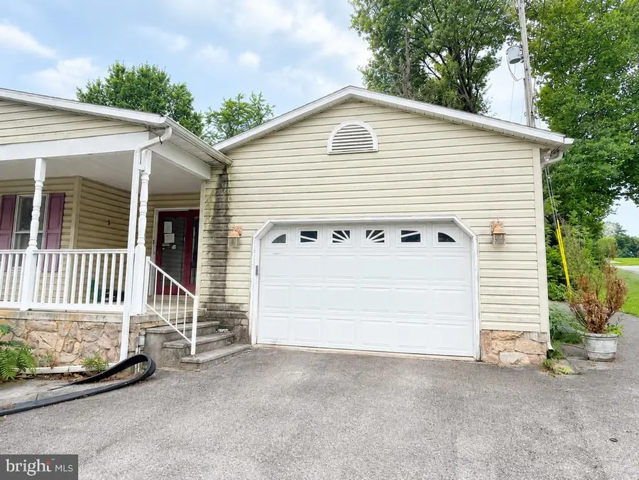 5071 Baltimore, Littlestown, PA 17340 - #2