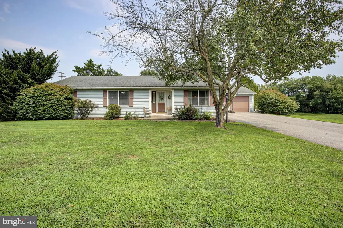 16 Easy St, Littlestown, PA 17340 - #1