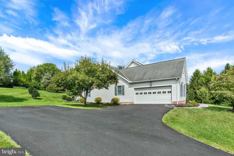171 Hunters Trl, Gettysburg, PA 17325 - #3