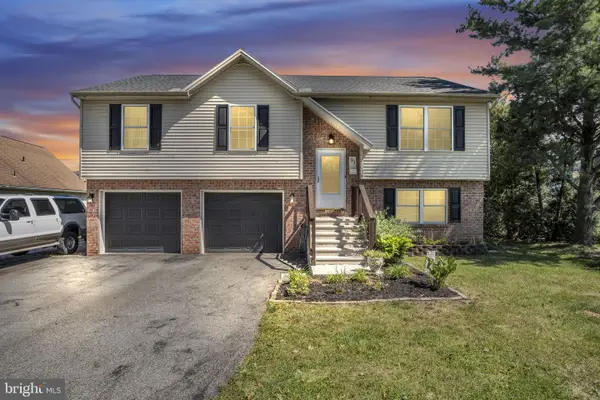 91 Lake Meade Dr, EAST BERLIN, PA 17316