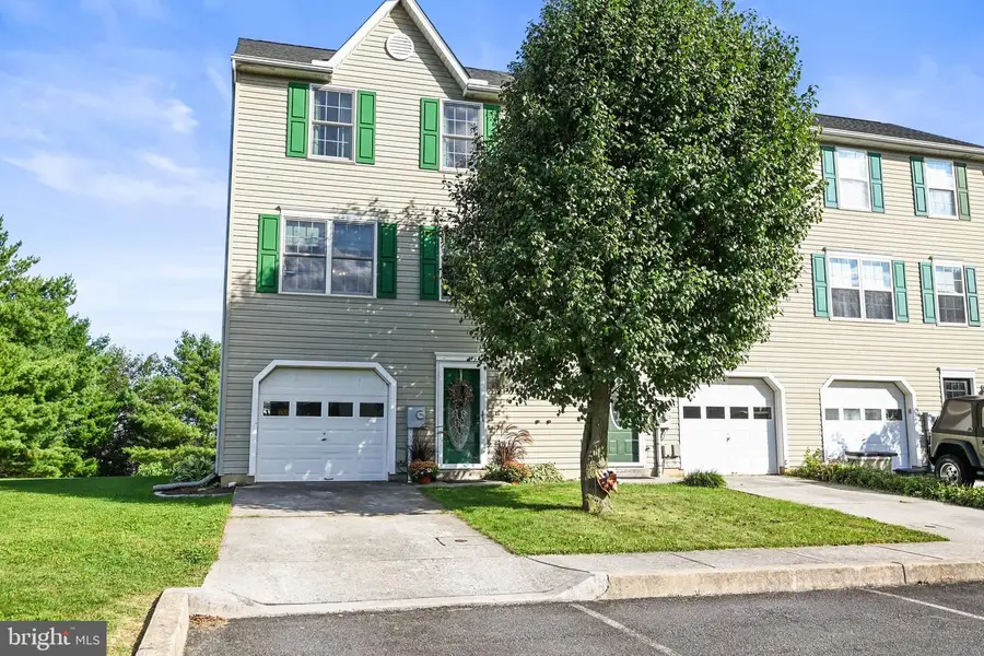 63 N Gala, Littlestown, PA 17340 - #2