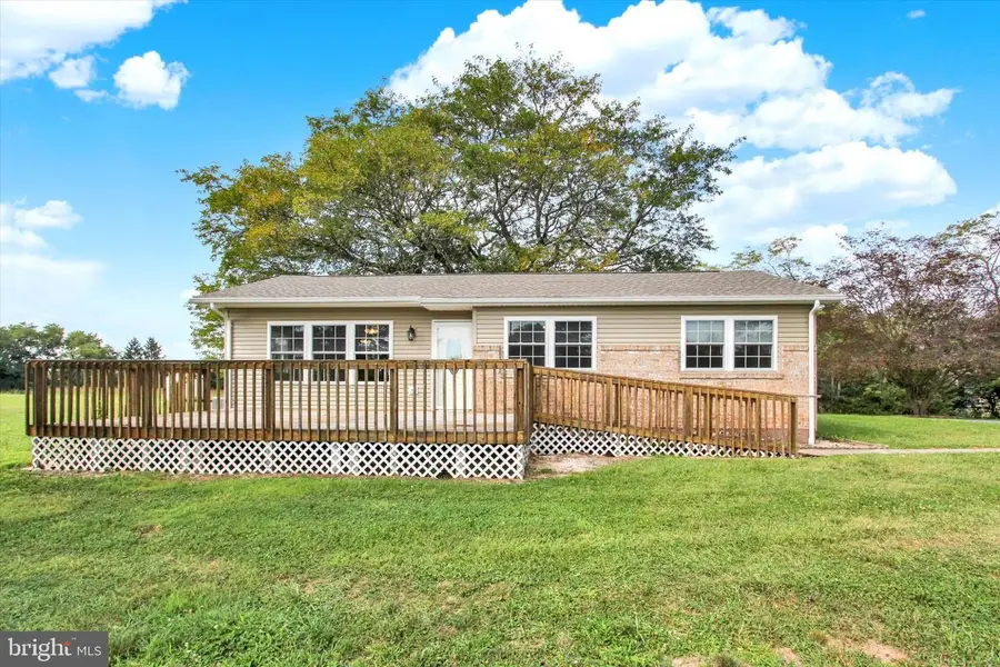 1605 Harney Rd, Littlestown, PA 17340 - #2