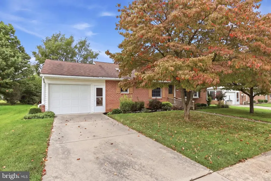 40 Maryland Ave, Littlestown, PA 17340 - #3