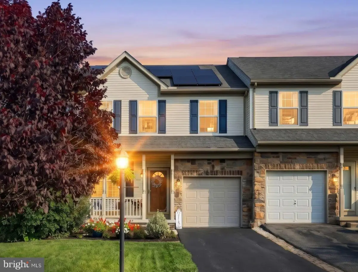 243 Maple Dr, Hanover, PA 17331 - #1
