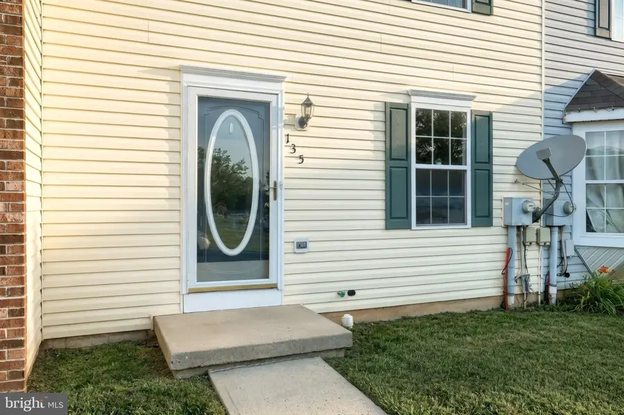 135 Apple Grove Ln, Littlestown, PA 17340 - #2
