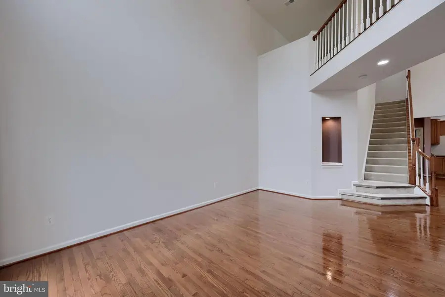 286 Maple Dr, Hanover, PA 17331 - #2