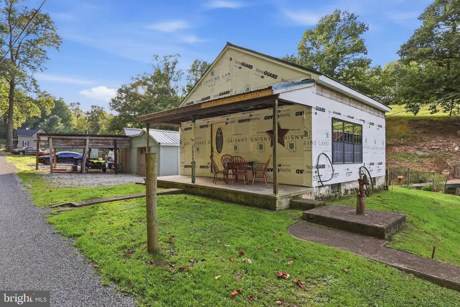 1084 Green Springs Rd, Hanover, PA 17331 - #2
