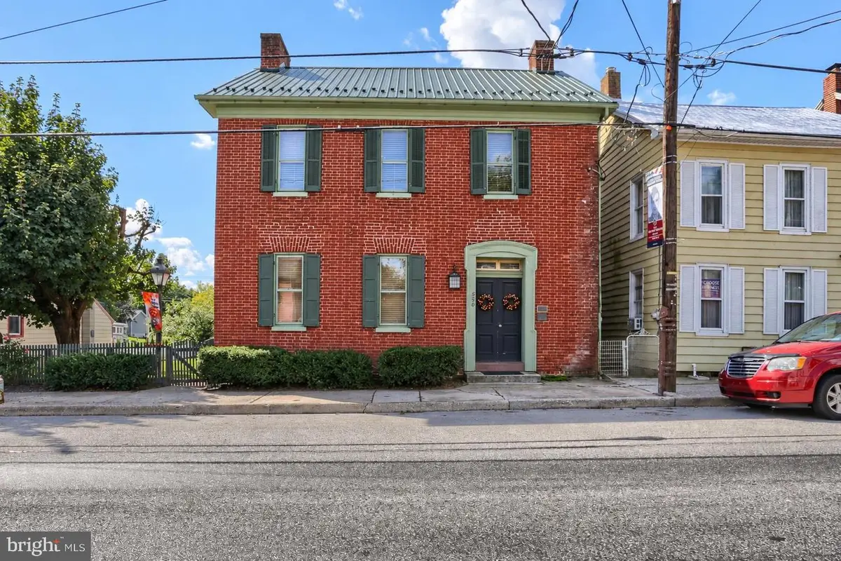 530 W King St, East Berlin, PA 17316 - #1