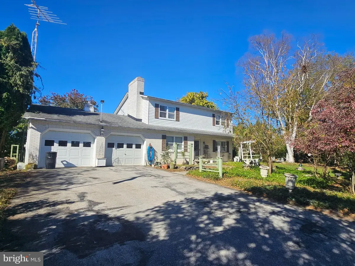 15 Easy St, Littlestown, PA 17340 - #1