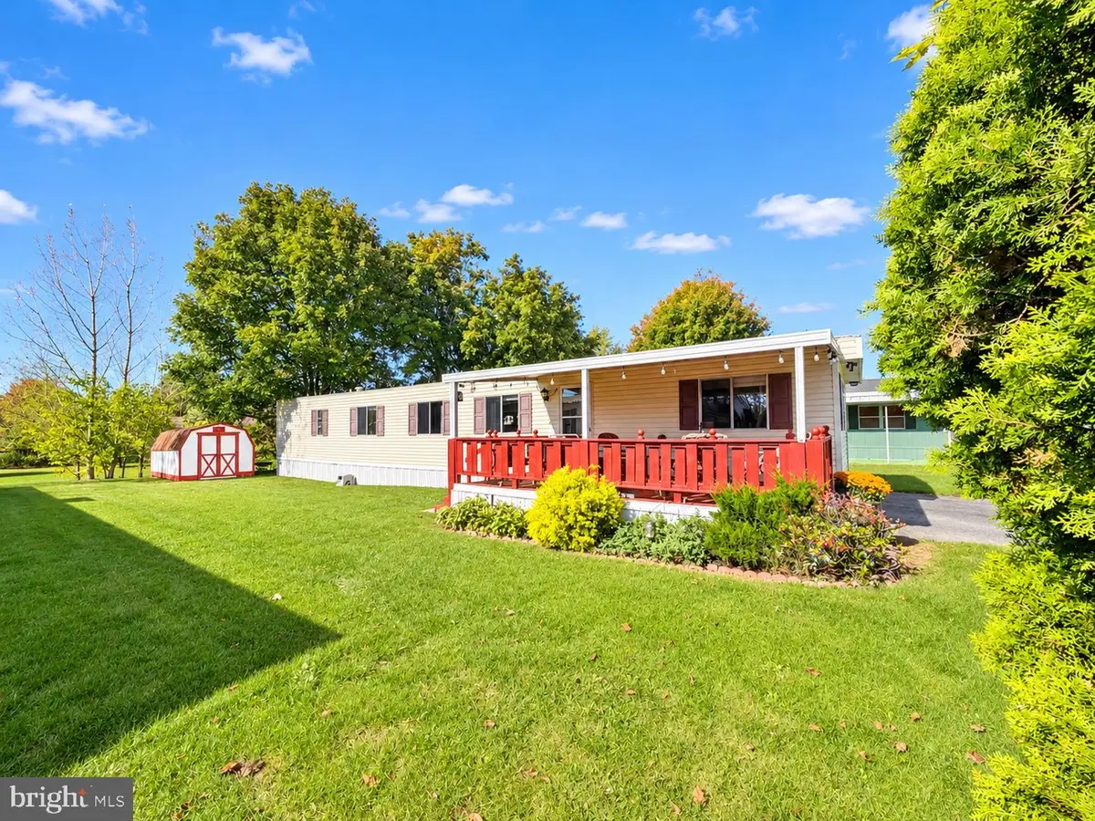 92 Walker Ave, Gettysburg, PA 17325 - #1