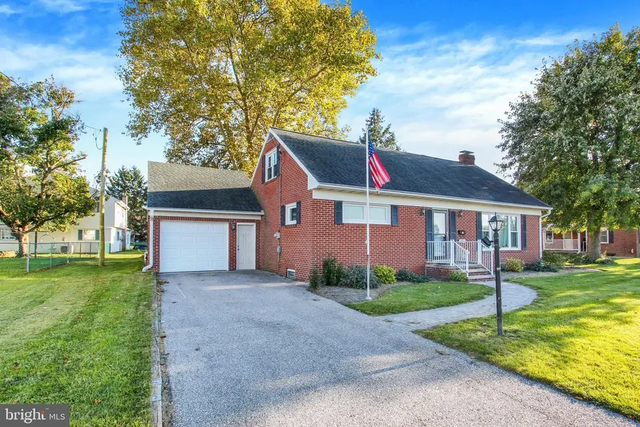 350 Fairview Ave, McSherrystown, PA 17344 - #2
