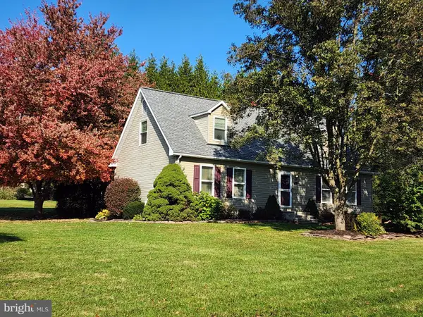 527 Lake Meade Dr, EAST BERLIN, PA 17316
