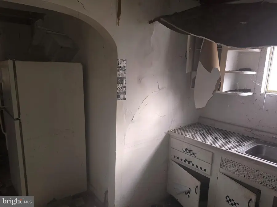 743 Indiana Ave, Glassport, PA 15045 - #3