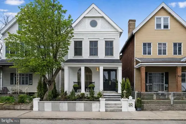 32 Mayflower St, PITTSBURGH, PA 15206