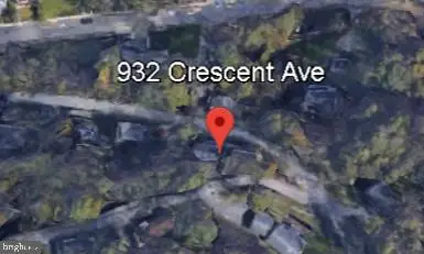 932 Crescent Ave, SEWICKLEY, PA 15143