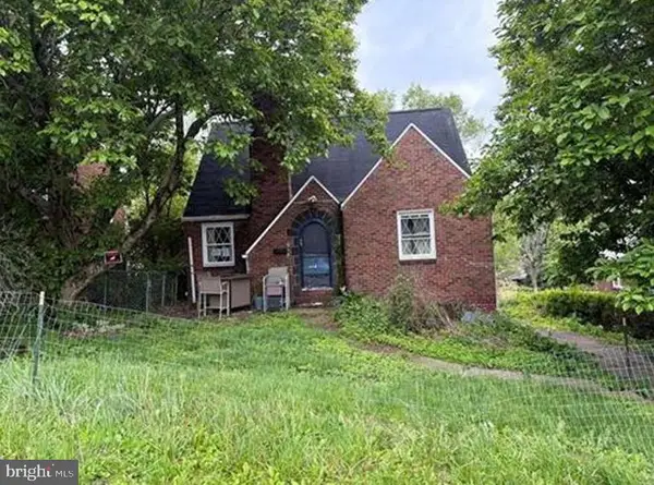 612 Corbin St, WEST MIFFLIN, PA 15122